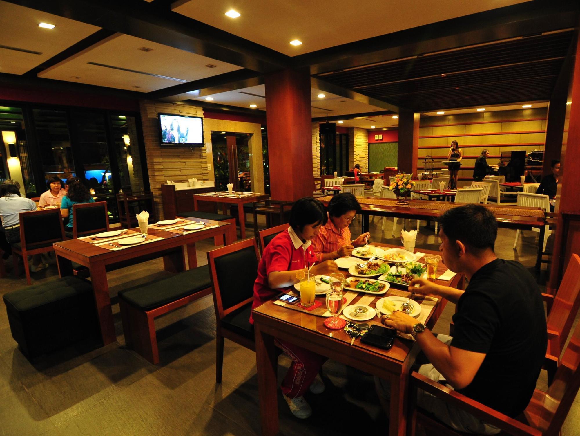 Navarat Heritage Hotel Kamphaeng Phet Eksteriør billede