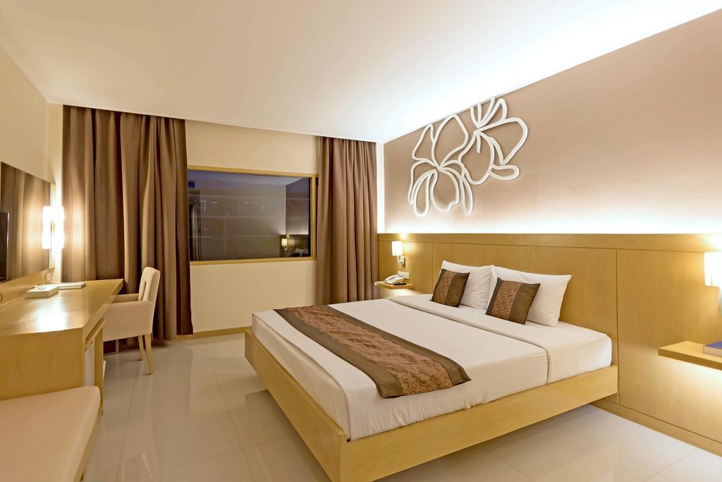 Navarat Heritage Hotel Kamphaeng Phet Eksteriør billede